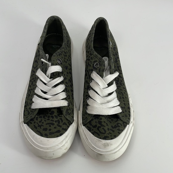 UEC Rocket Dog olive green and black leopard print sneakers size 8 no box - Picture 1 of 7